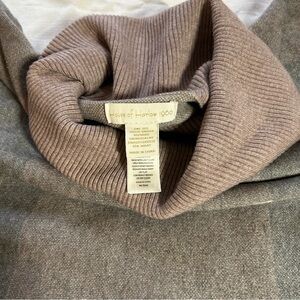 House of Harlow 1960 Taupe and Gray Knit Top